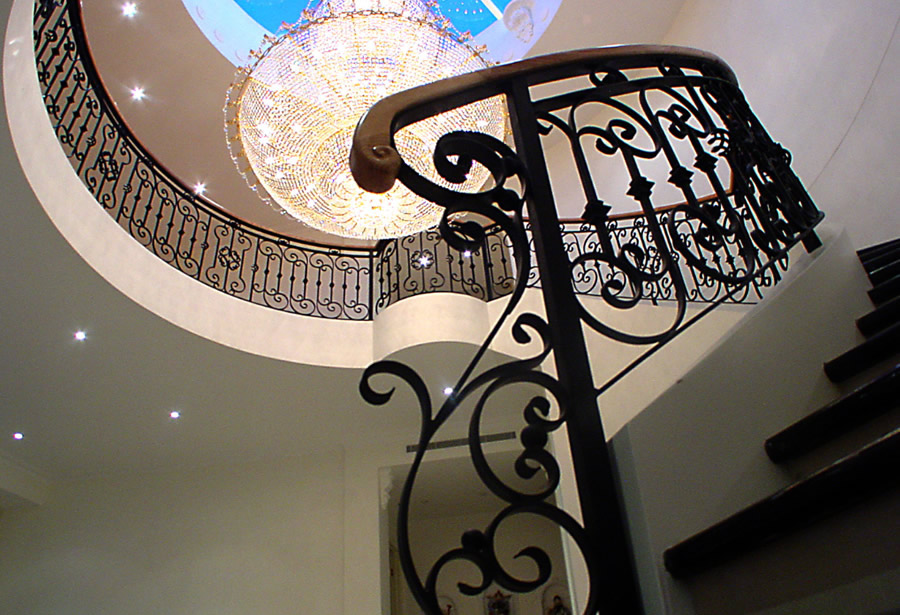 Luxuray Home Stairs